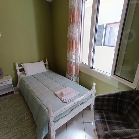Penelope'S Street Old House Apartment Lefkada City Ngoại thất bức ảnh